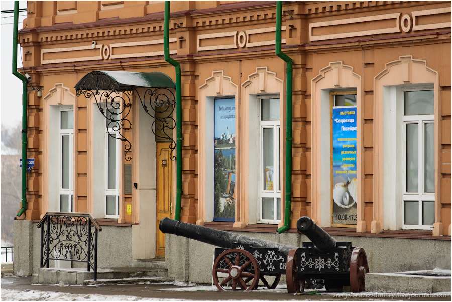 Пушки у Краеведческого музея — точка маршрута «Сызрань Православная или Треугольник веры»