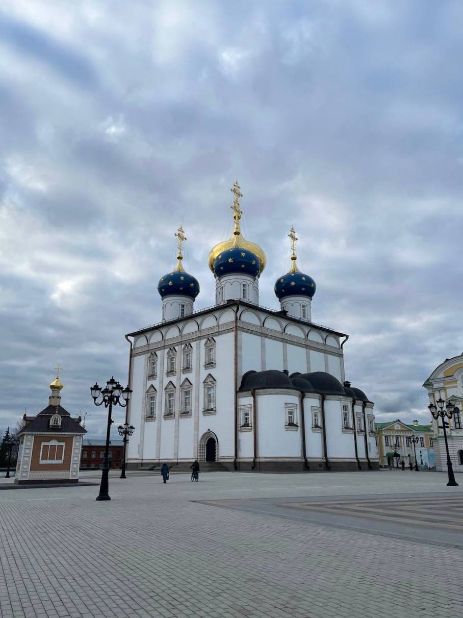Кафедральный Спасо-Преображенский собор — точка маршрута «Прогулка по Миллионной»