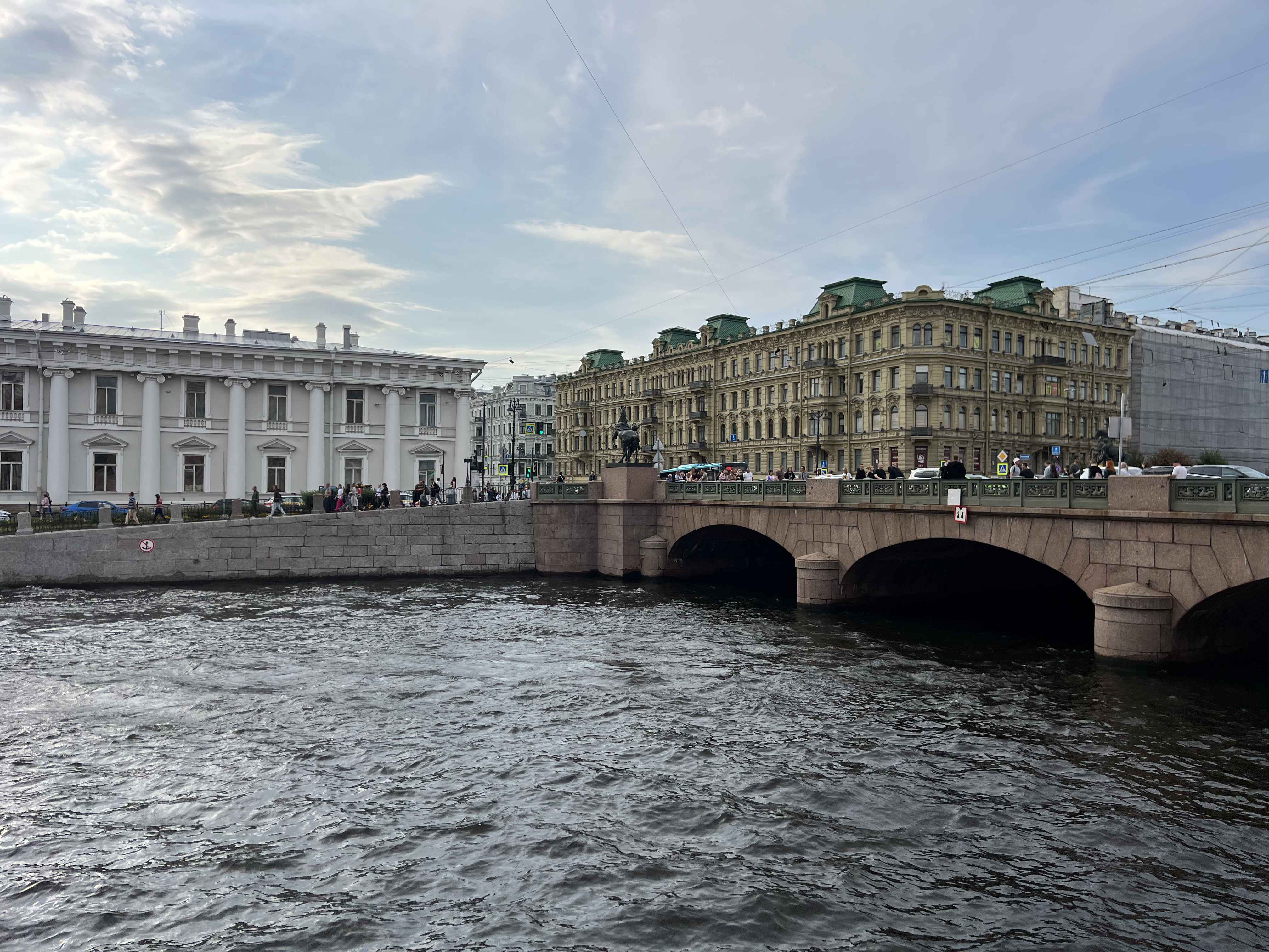 Аничков мост и дворец — точка маршрута «Знакомство с Петербургом»