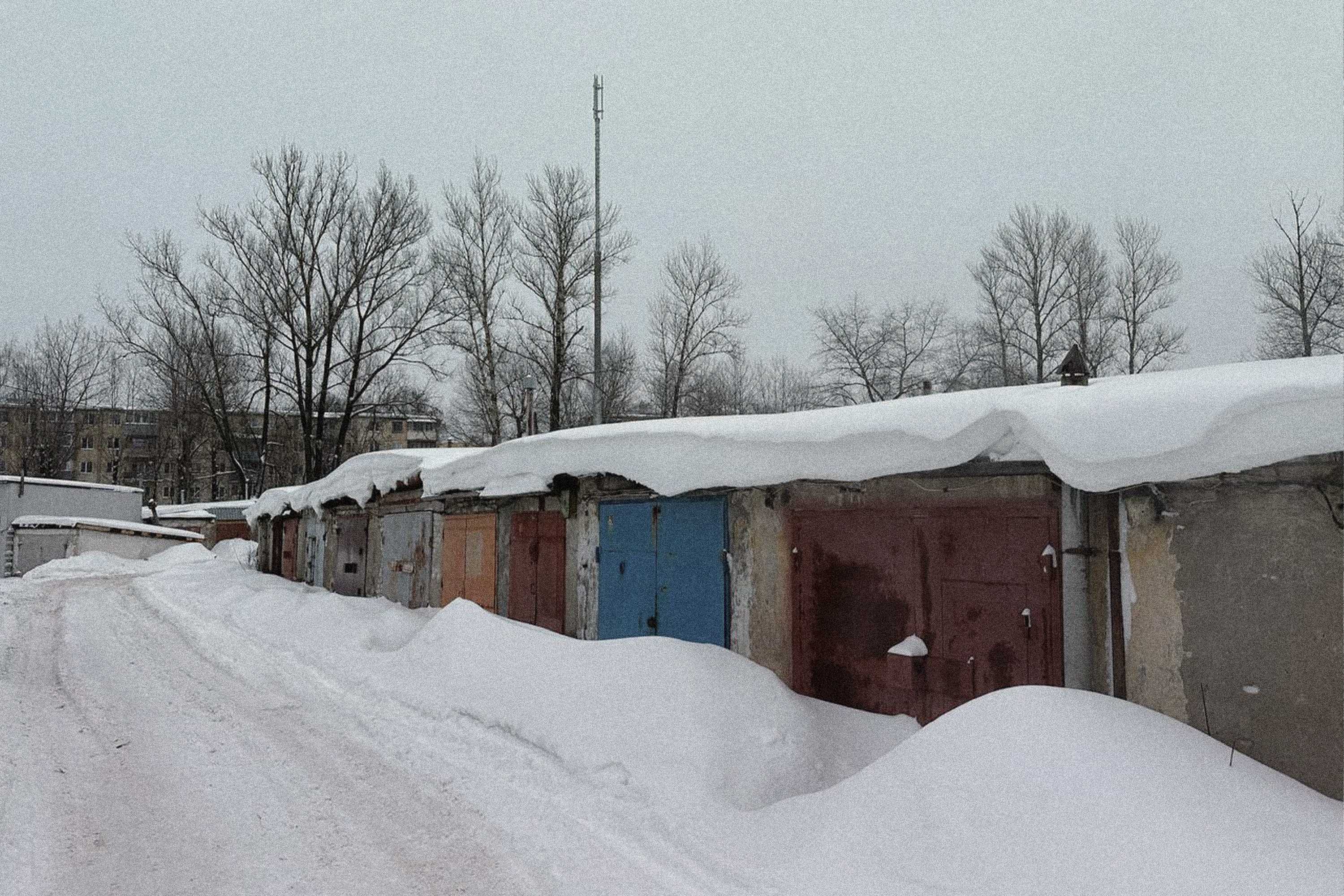 Гаражи, драка с «Разъездом» — точка маршрута «Места съёмок «Слова пацана»»