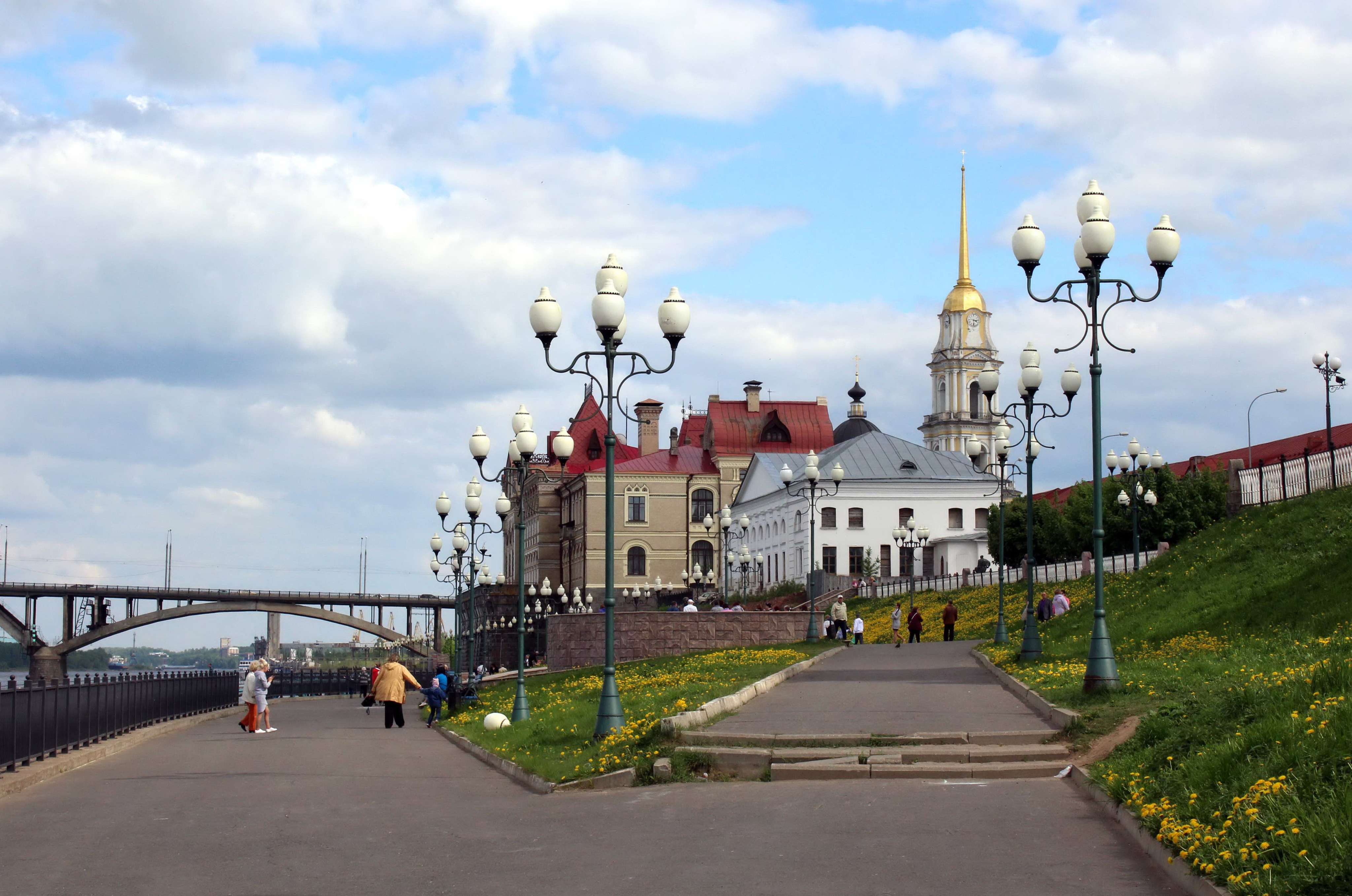 Рыбинская набережная — точка маршрута «Рыбинск купеческий»